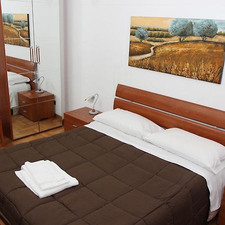 B&B A Room For Holiday 로마 외부 사진