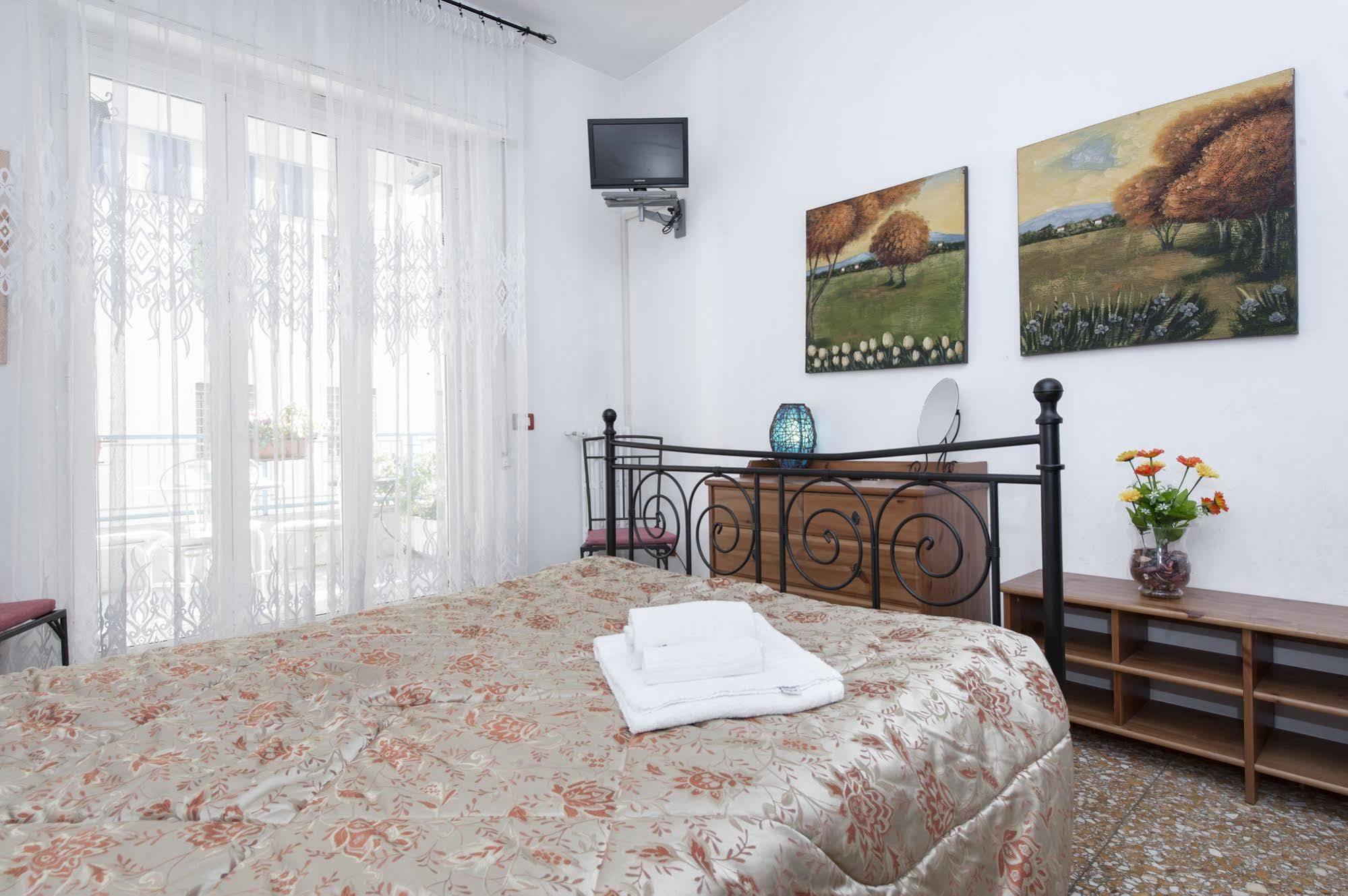 B&B A Room For Holiday 로마 외부 사진