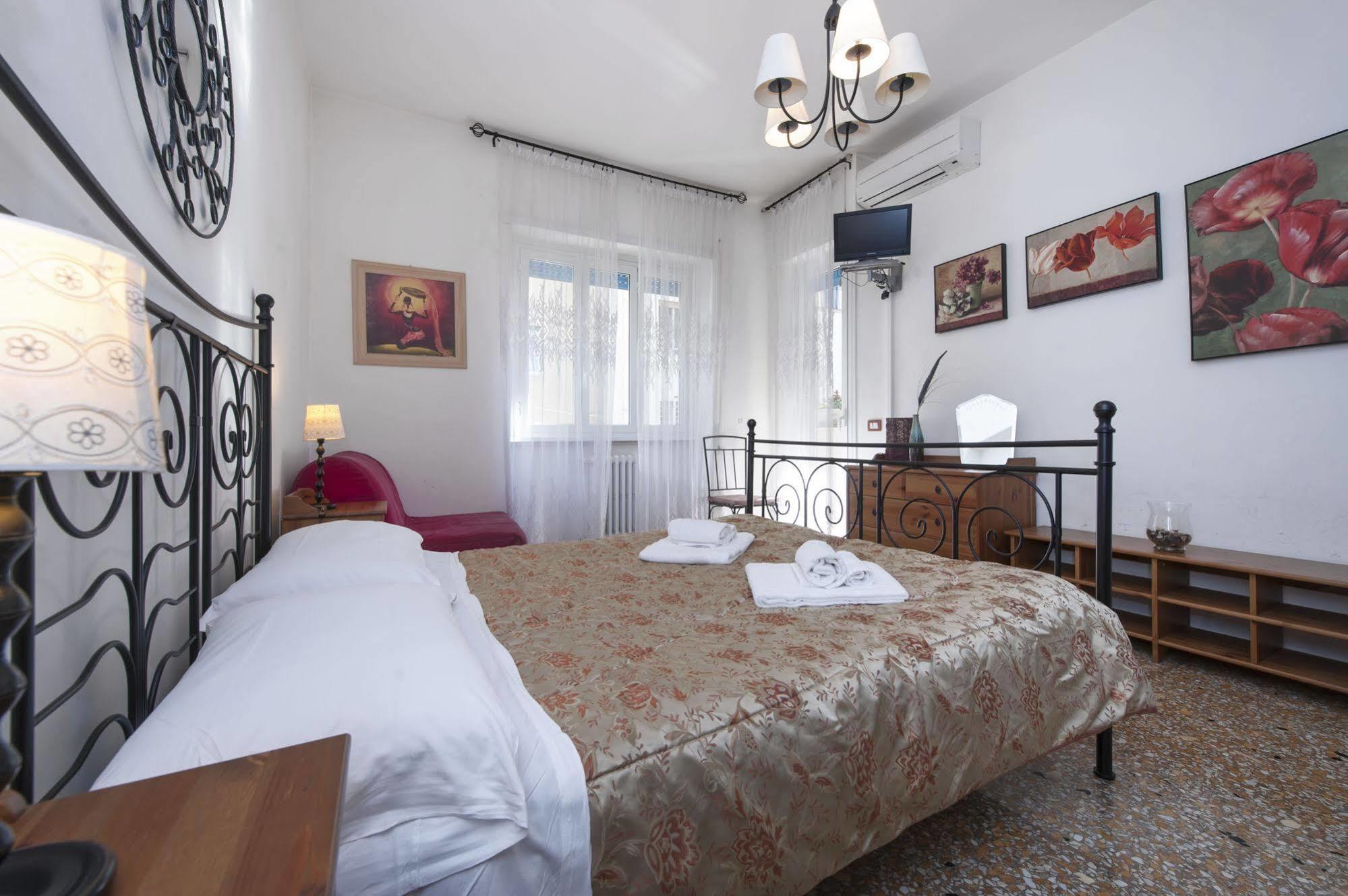 B&B A Room For Holiday 로마 외부 사진